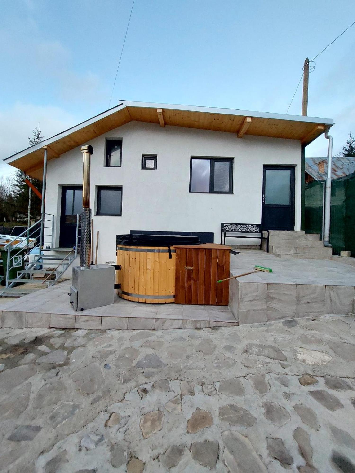 Pensiunea Novac Durau Exterior foto
